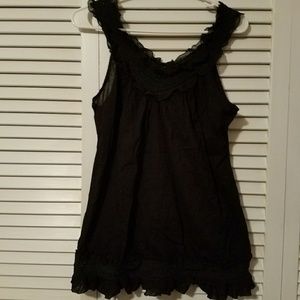 Black ruffled tank